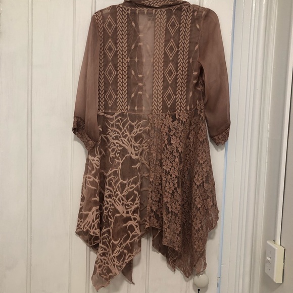 Dusty mauve lace kimono - Picture 2 of 3
